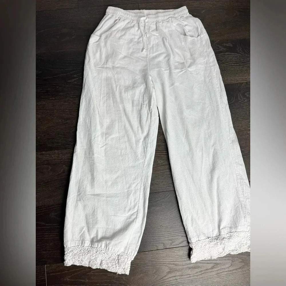 Woman White Lace Pants Size Large